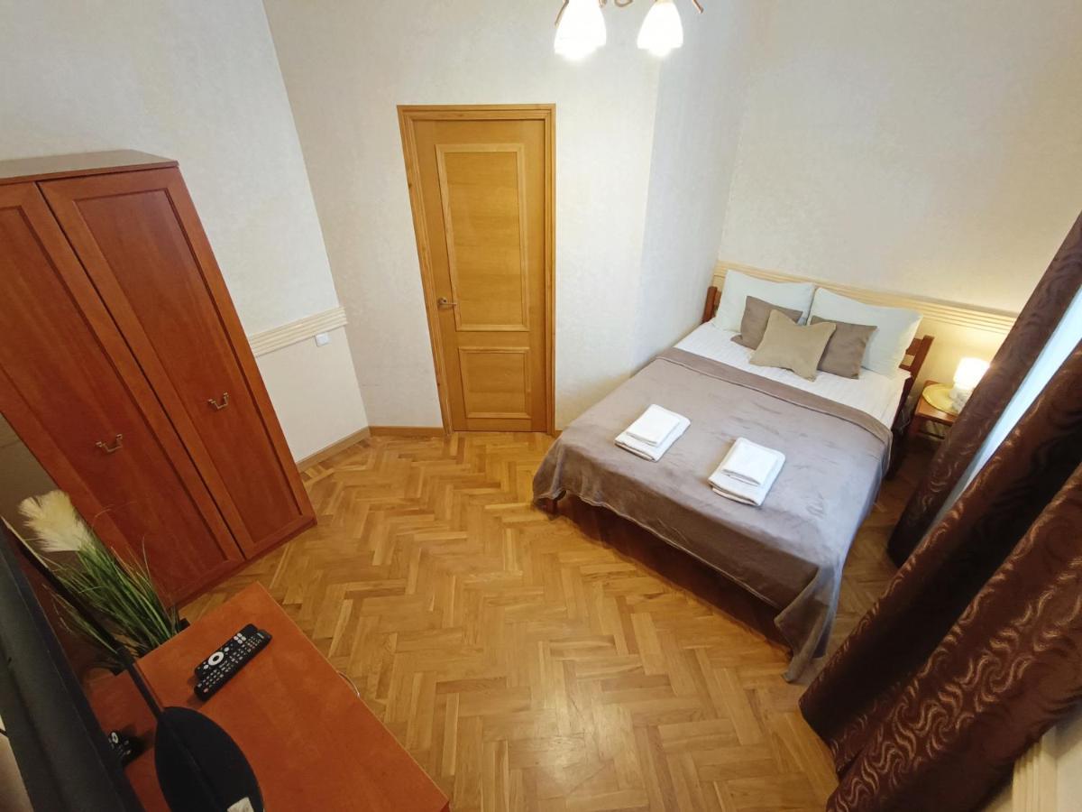 Old Town Retreat With Stunning Views 2 Bedroom Apartment Nearby The Church Of Saint Peter 리가 외부 사진